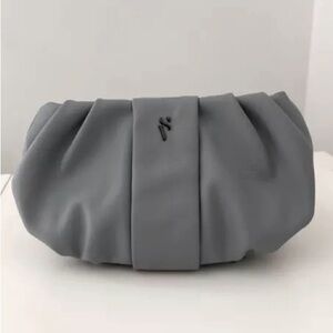Vera Wang leather Clutch bag (nwot)